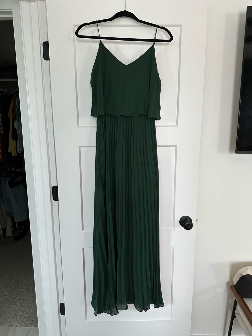 She + Sky Forest Green Pleated Maxi Dress with Spaghetti Straps - Picture 1 of 4